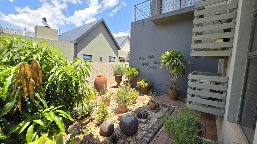 4 Bedroom Property for Sale in Leloko North West